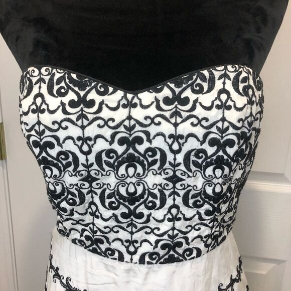 WHBM black white strapless belt sash dress size 6 - Picture 3 of 14